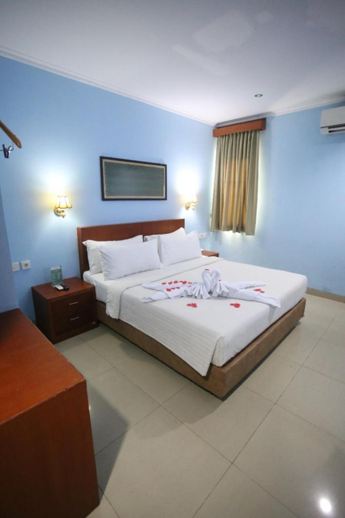 Azza Hotel Palembang Exterior foto